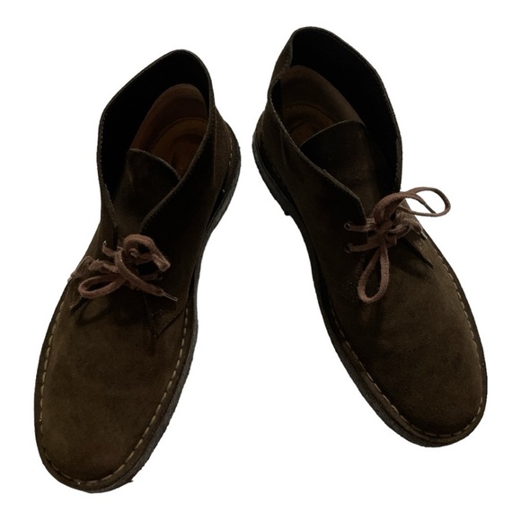 CLARKS ~ Originals Desert Boot Brown Suede Chukkas  Crepe Sole size US 9 M